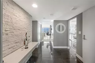 2381 Gulf Shore Blvd N, Naples, FL 34103 - Photo 3