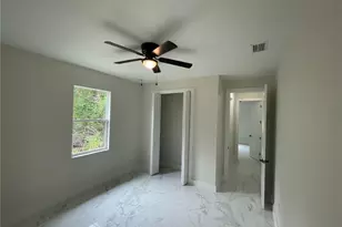 6124 Laurelwood Dr, Fort Myers, FL 33905 - Photo 11