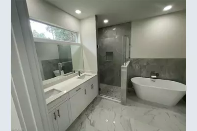 6124 Laurelwood Dr, Fort Myers, FL 33905 - Photo 13