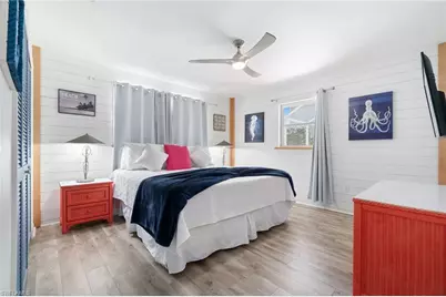 390 Valley Dr, Bonita Springs, FL 34134 - Photo 11