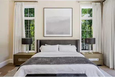 702 Bobwhite Ln, Naples, FL 34108 - Photo 19