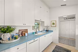 458 Lake Murex Cir, Sanibel, FL 33957 - Photo 13