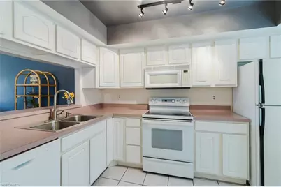 7152 Blanquilla Ct #6, Fort Myers, FL 33908 - Photo 11