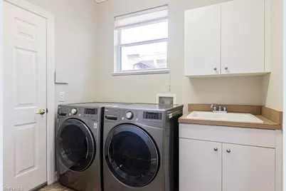 9256 Breno Dr, Fort Myers, FL 33913 - Photo 33