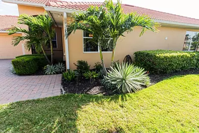 9256 Breno Dr, Fort Myers, FL 33913 - Photo 3