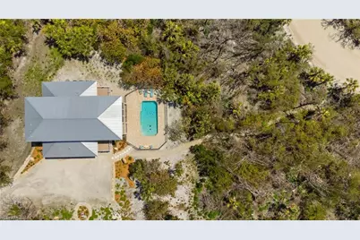 2190 Camino Del Mar Dr, Sanibel, FL 33957 - Photo 49