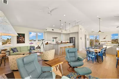 2190 Camino Del Mar Dr, Sanibel, FL 33957 - Photo 11