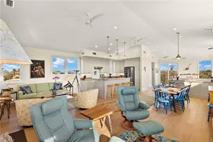 2190 Camino Del Mar Dr, Sanibel, FL 33957 - Photo 11