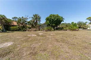 11195 San Sebastian Ln, Bonita Springs, FL 34135 - Photo 23