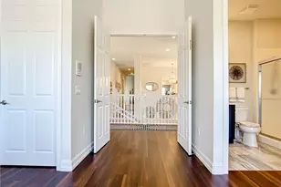 4752 Stratford Ct, Naples, FL 34105 - Photo 23