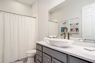 4752 Stratford Ct, Naples, FL 34105 - Photo 19