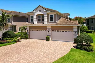 4752 Stratford Ct, Naples, FL 34105 - Photo 3