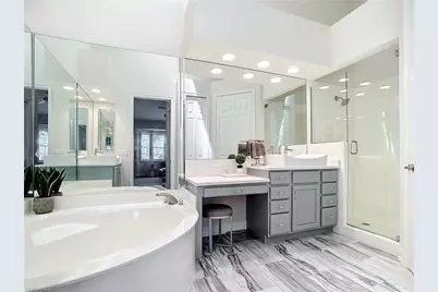 4752 Stratford Ct #1404, Naples, FL 34105 - Photo 27