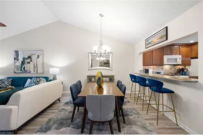 6900 Dennis Cir #J-205, Naples, FL 34104 - Photo 5