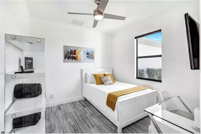 4634 Catalina Ln, Bonita Springs, FL 34134 - Photo 15