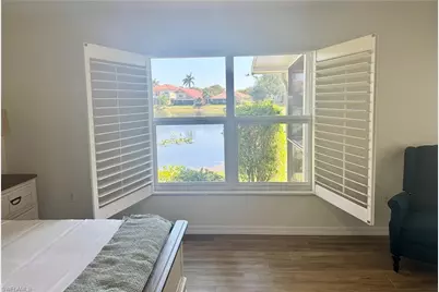 4907 Europa Dr, Naples, FL 34105 - Photo 7