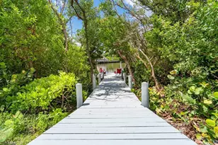 10440 Yacht Basin Dr, Placida, FL 33946 - Photo 7