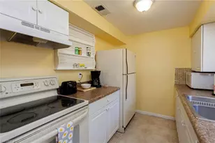 11093 Kelly Rd, Fort Myers, FL 33908 - Photo 5