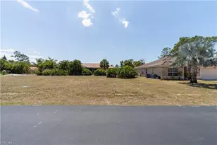 11273 Coimbra Ln, Bonita Springs, FL 34135 - Photo 13