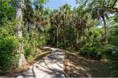 11273 Coimbra Ln, Bonita Springs, FL 34135 - Photo 33