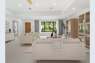 5237 Cherry Wood Dr, Naples, FL 34119 - Photo 9