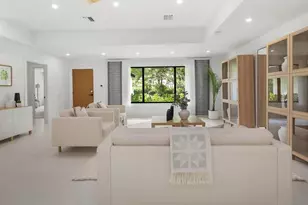 5237 Cherry Wood Dr, Naples, FL 34119 - Photo 9