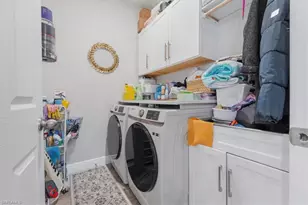 1025 NW 7th Pl, Cape Coral, FL 33993 - Photo 31