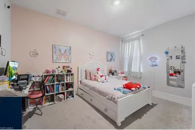 1025 NW 7th Pl, Cape Coral, FL 33993 - Photo 21