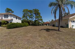 11264 Coimbra Ln, Bonita Springs, FL 34135 - Photo 15