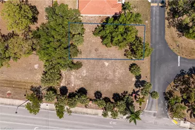26985 Croise Dr, Bonita Springs, FL 34135 - Photo 3