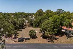 26985 Croise Dr, Bonita Springs, FL 34135 - Photo 7