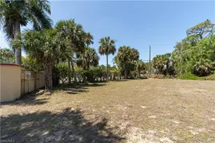 26979 Croise Dr, Bonita Springs, FL 34135 - Photo 11