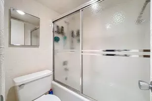 20225 NE 34th Ct, Miami, FL 33180 - Photo 41