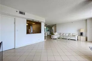 20225 NE 34th Ct, Miami, FL 33180 - Photo 31