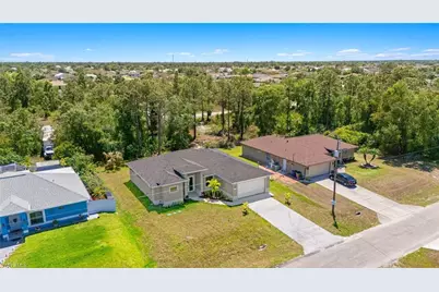 3909 16th St W, Lehigh Acres, FL 33971 - Photo 9