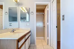 1025 Mainsail Dr, Naples, FL 34114 - Photo 21