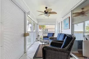 1025 Mainsail Dr, Naples, FL 34114 - Photo 25