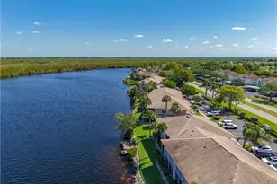 1025 Mainsail Dr, Naples, FL 34114 - Photo 31