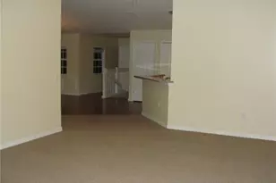 1295 Henley St, Naples, FL 34105 - Photo 11