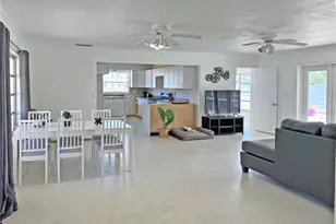 5201 Pocatella Ct, Cape Coral, FL 33904 - Photo 3