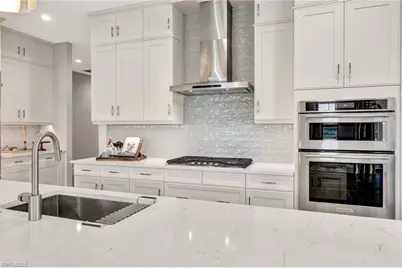 16340 Corsica Way #101, Naples, FL 34110 - Photo 7