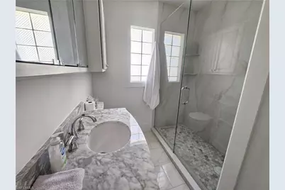 835 9th Ave S, Naples, FL 34102 - Photo 9