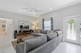 3892 14th St N, Naples, FL 34103 - Photo 3