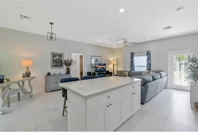 3892 14th St N, Naples, FL 34103 - Photo 5