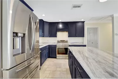 112 Capri Blvd, Naples, FL 34113 - Photo 9