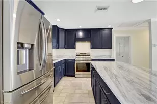 112 Capri Blvd, Naples, FL 34113 - Photo 9