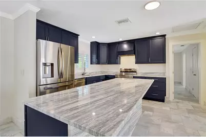 112 Capri Blvd, Naples, FL 34113 - Photo 7