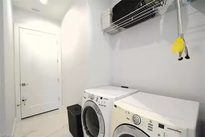 121 NW 10th Ave, Cape Coral, FL 33993 - Photo 25