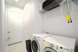 121 NW 10th Ave, Cape Coral, FL 33993 - Photo 25