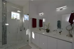 121 NW 10th Ave, Cape Coral, FL 33993 - Photo 17